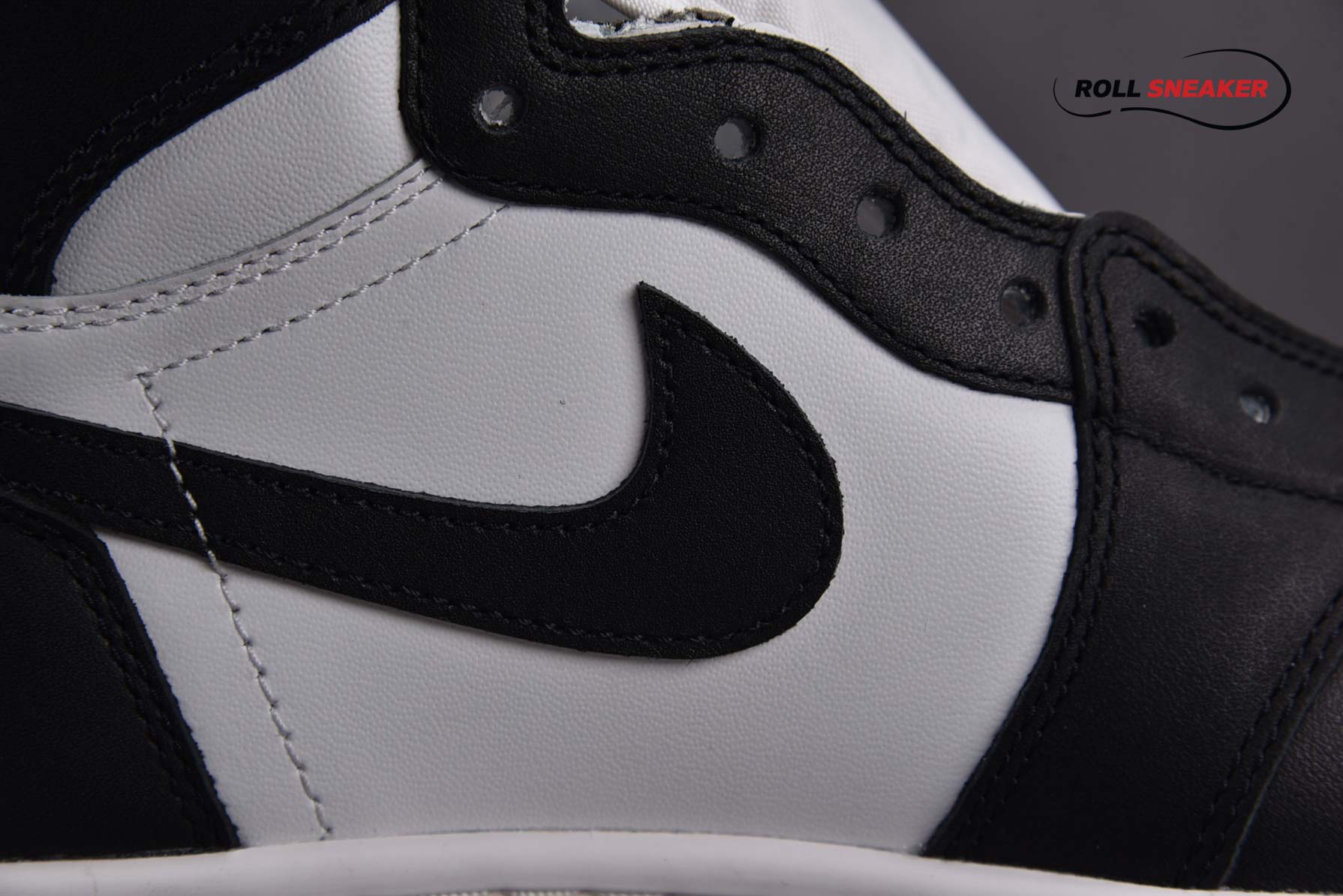 Nike Air Jordan 1 Retro High Black White