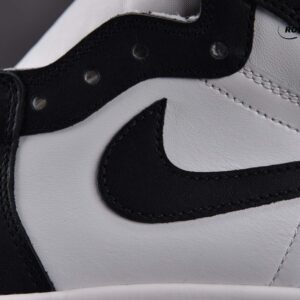 Nike Air Jordan 1 Retro High Black White
