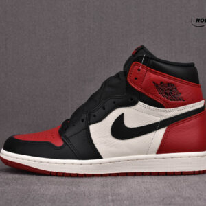 Nike Air Jordan 1 Retro High Og ‘Bred Toe’