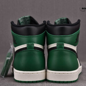 Nike Air Jordan 1 Retro High OG GS ‘Pine Green’