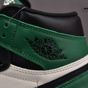 Nike Air Jordan 1 Retro High OG GS ‘Pine Green’