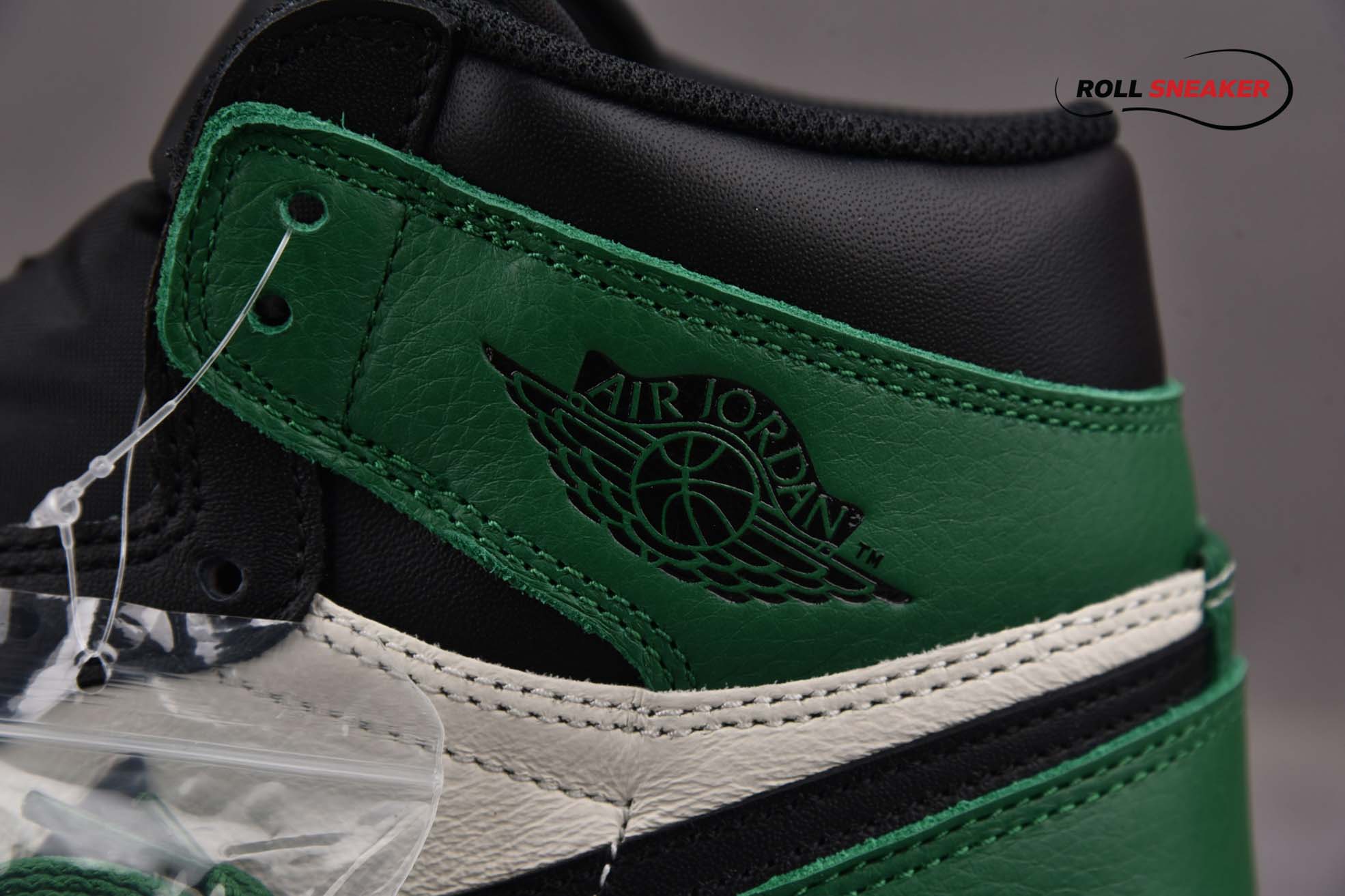 Nike Air Jordan 1 Retro High OG GS ‘Pine Green’
