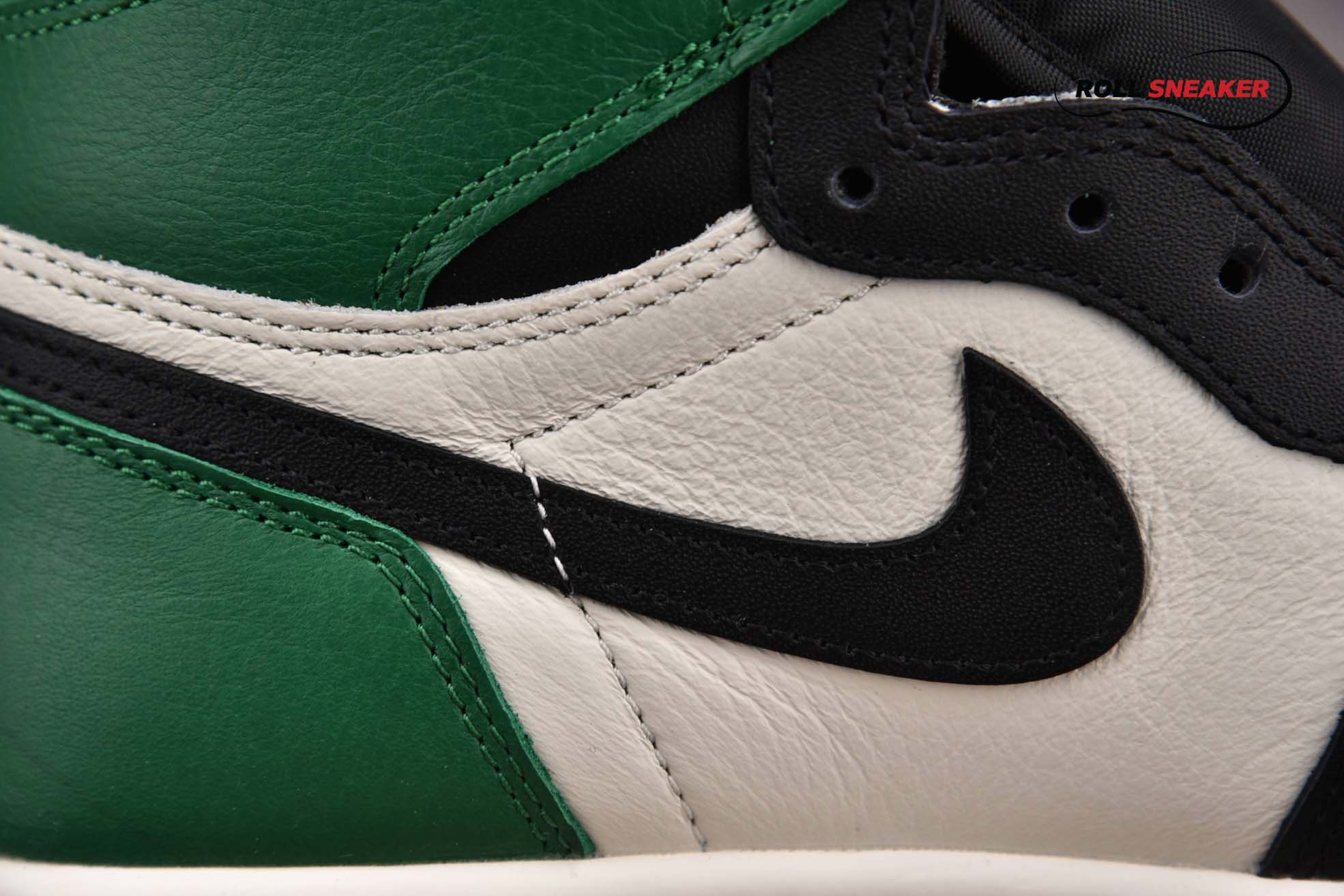 Nike Air Jordan 1 Retro High OG GS ‘Pine Green’
