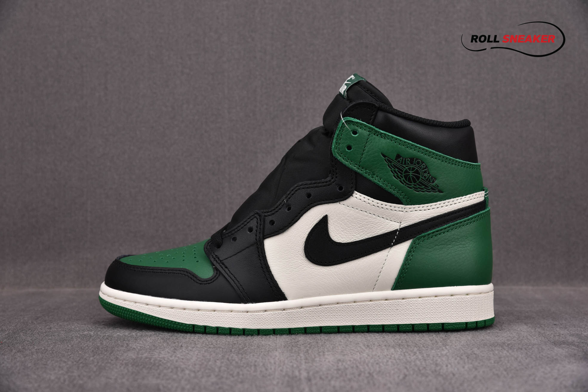 Nike Air Jordan 1 Retro High OG GS ‘Pine Green’
