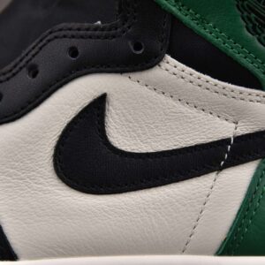 Nike Air Jordan 1 Retro High OG GS ‘Pine Green’