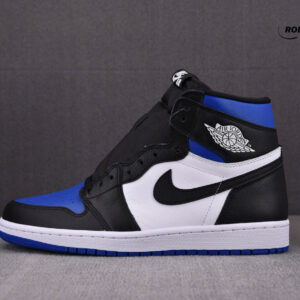 Nike Air Jordan 1 Retro High OG GS ‘Royal Toe’