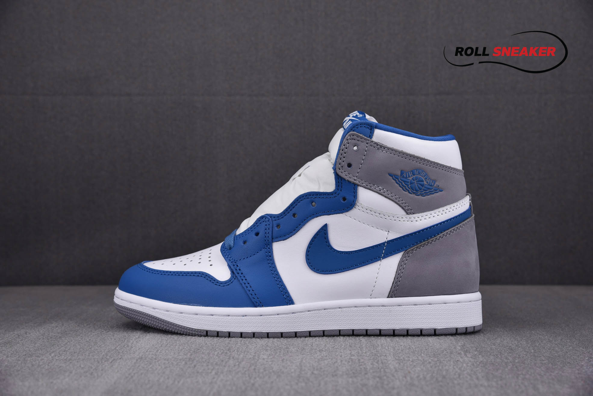 Nike Air Jordan 1 Retro High OG ‘True Blue’
