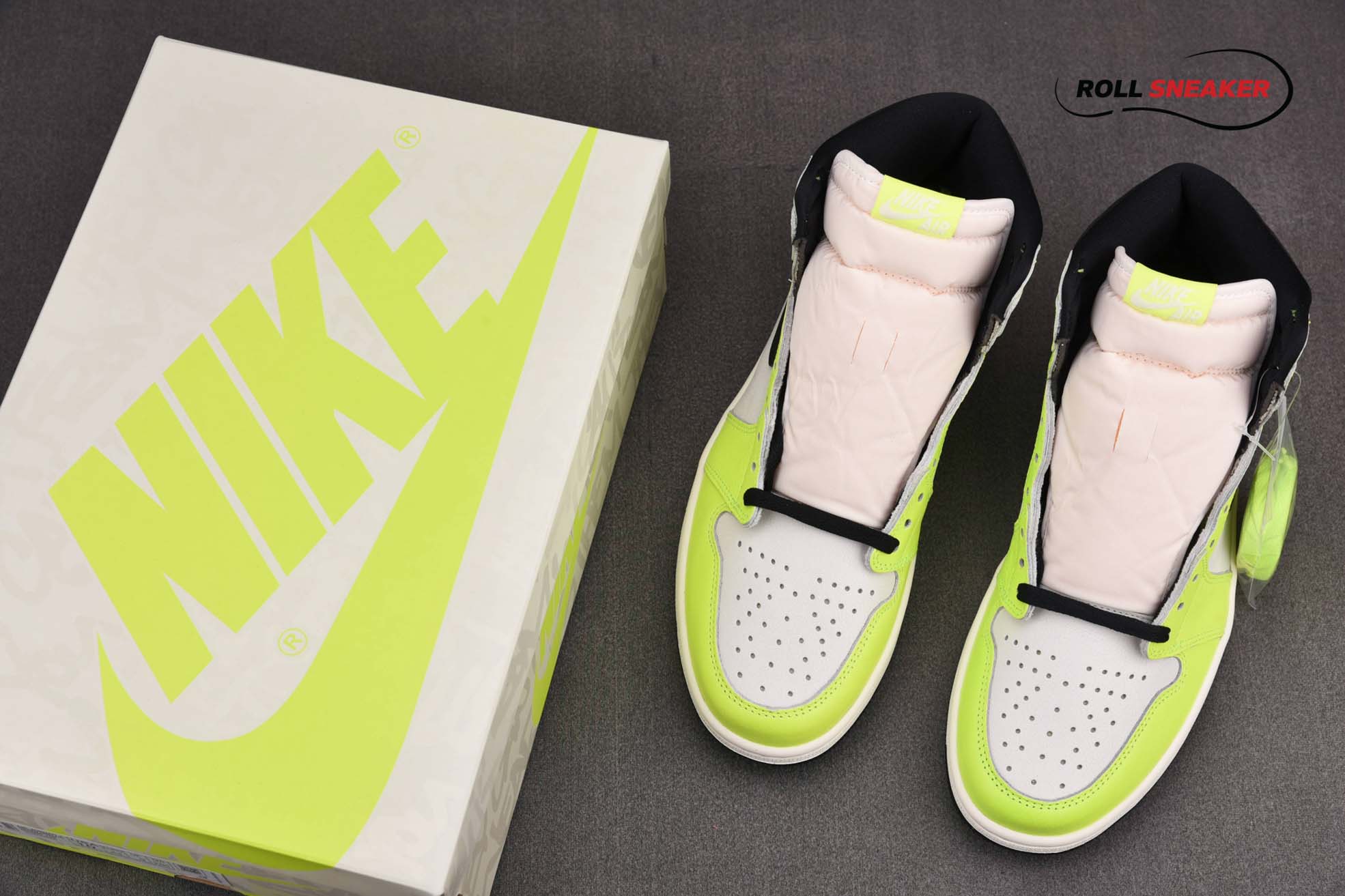 Nike Air Jordan 1 Retro High OG ‘Visionaire’
