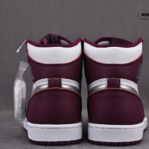 Nike Air Jordan 1 Retro High OG – Bordeaux