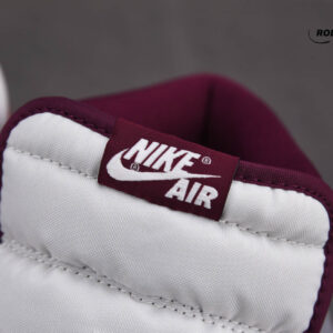 Nike Air Jordan 1 Retro High OG – Bordeaux