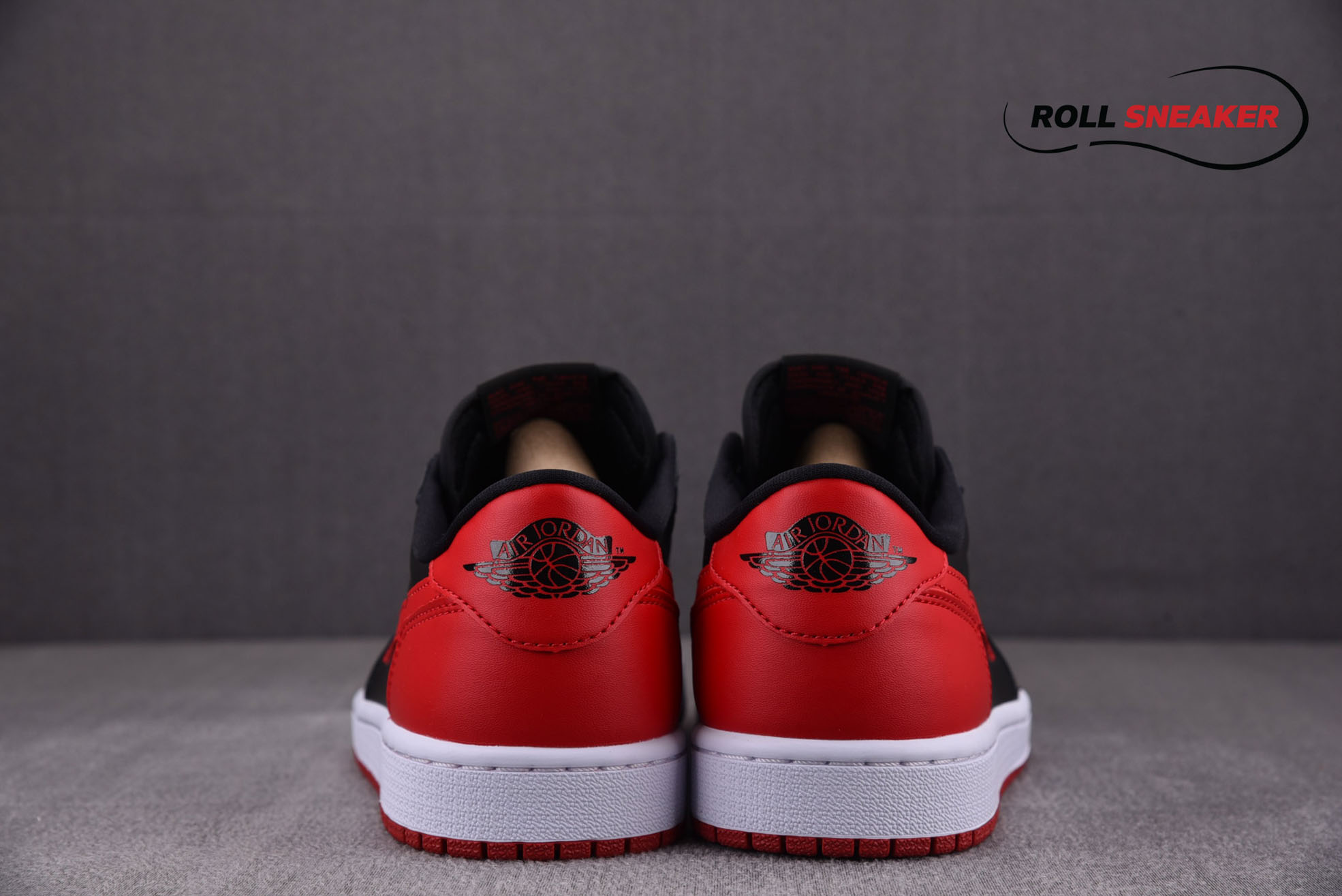 Nike Air Jordan 1 Retro Low Bred 2015