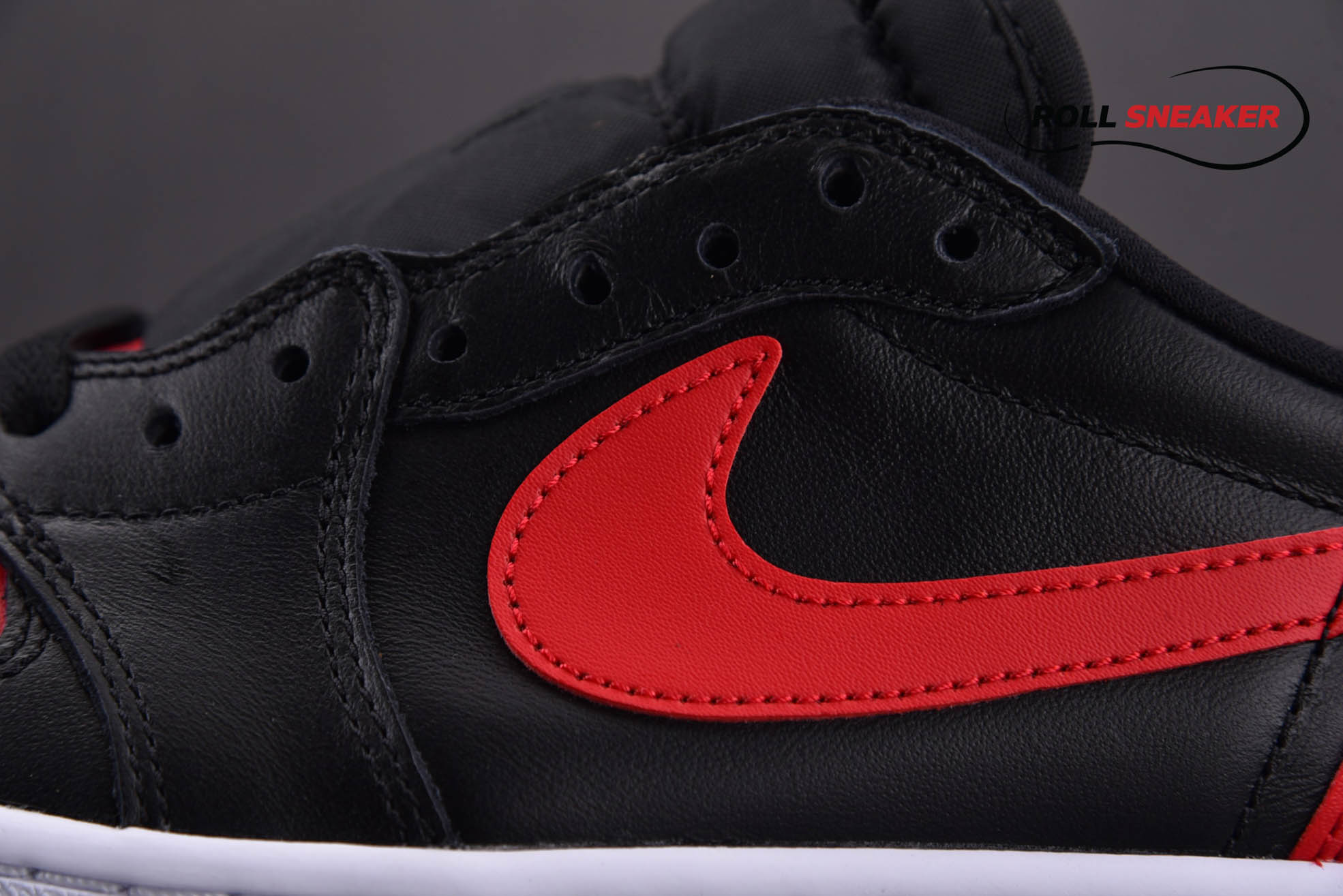 Nike Air Jordan 1 Retro Low Bred 2015