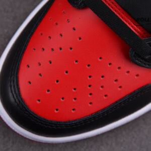 Nike Air Jordan 1 Retro Low Bred 2015