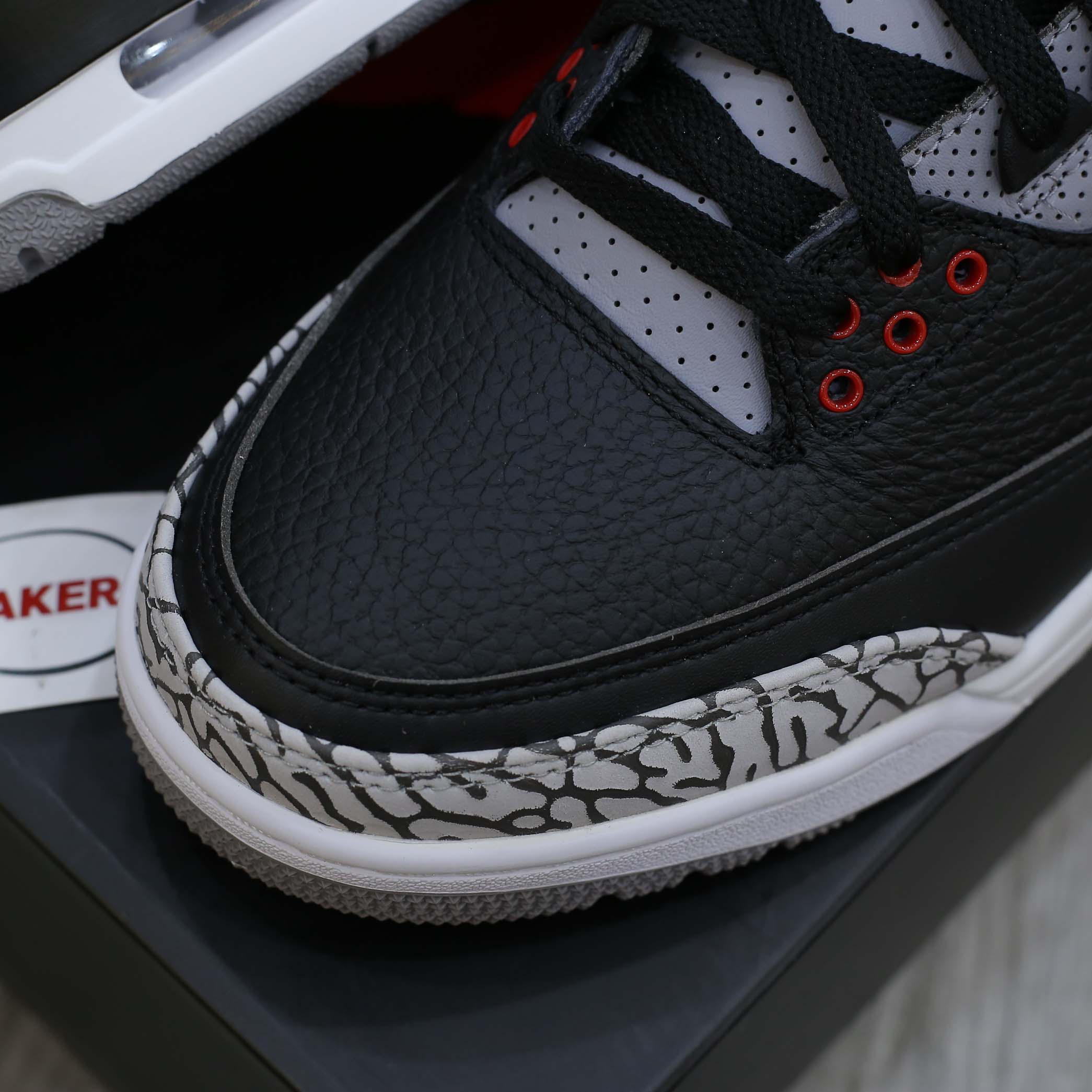 Nike Air Jordan 3 Retro Black Cement