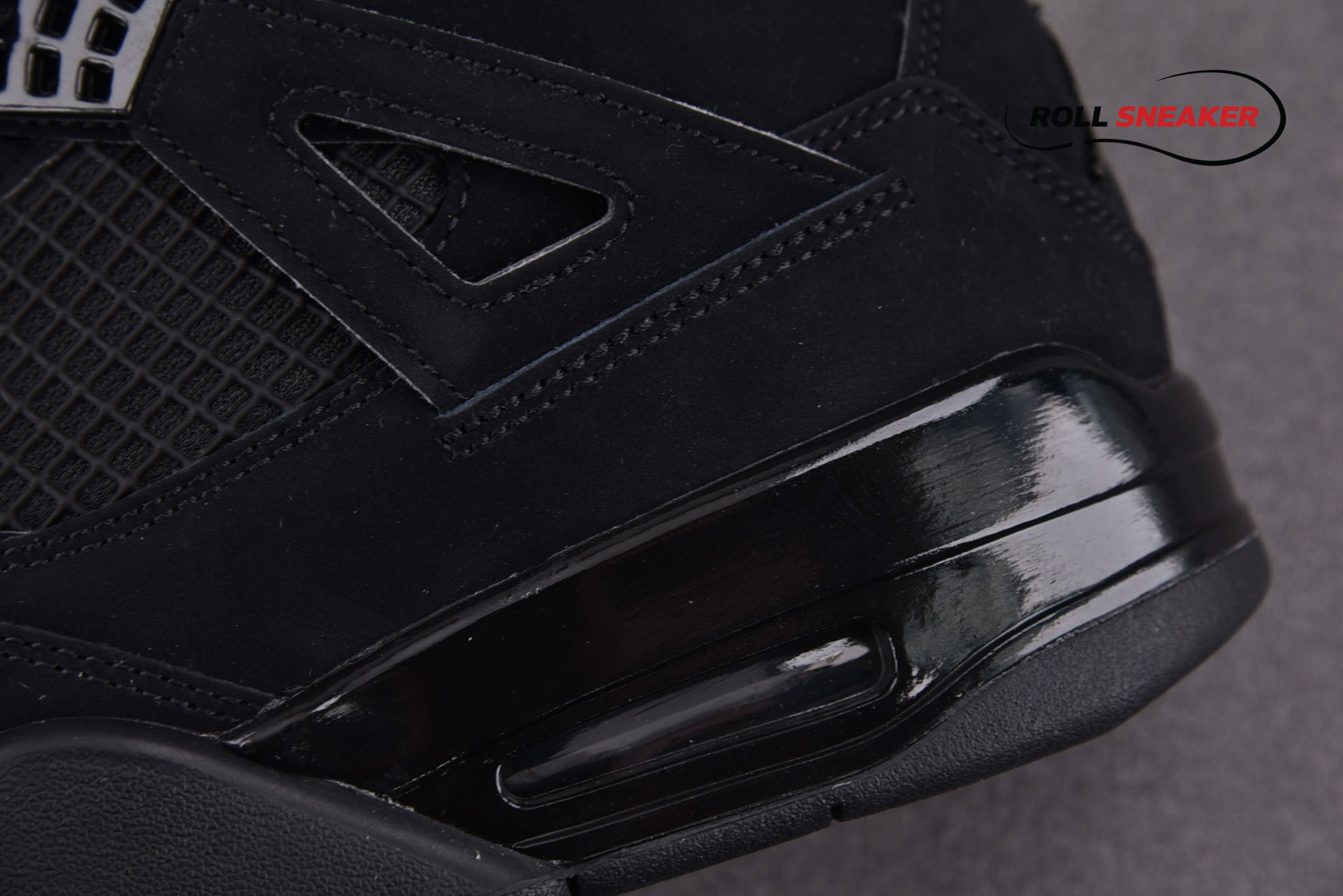 Nike Air Jordan 4 Black Cat