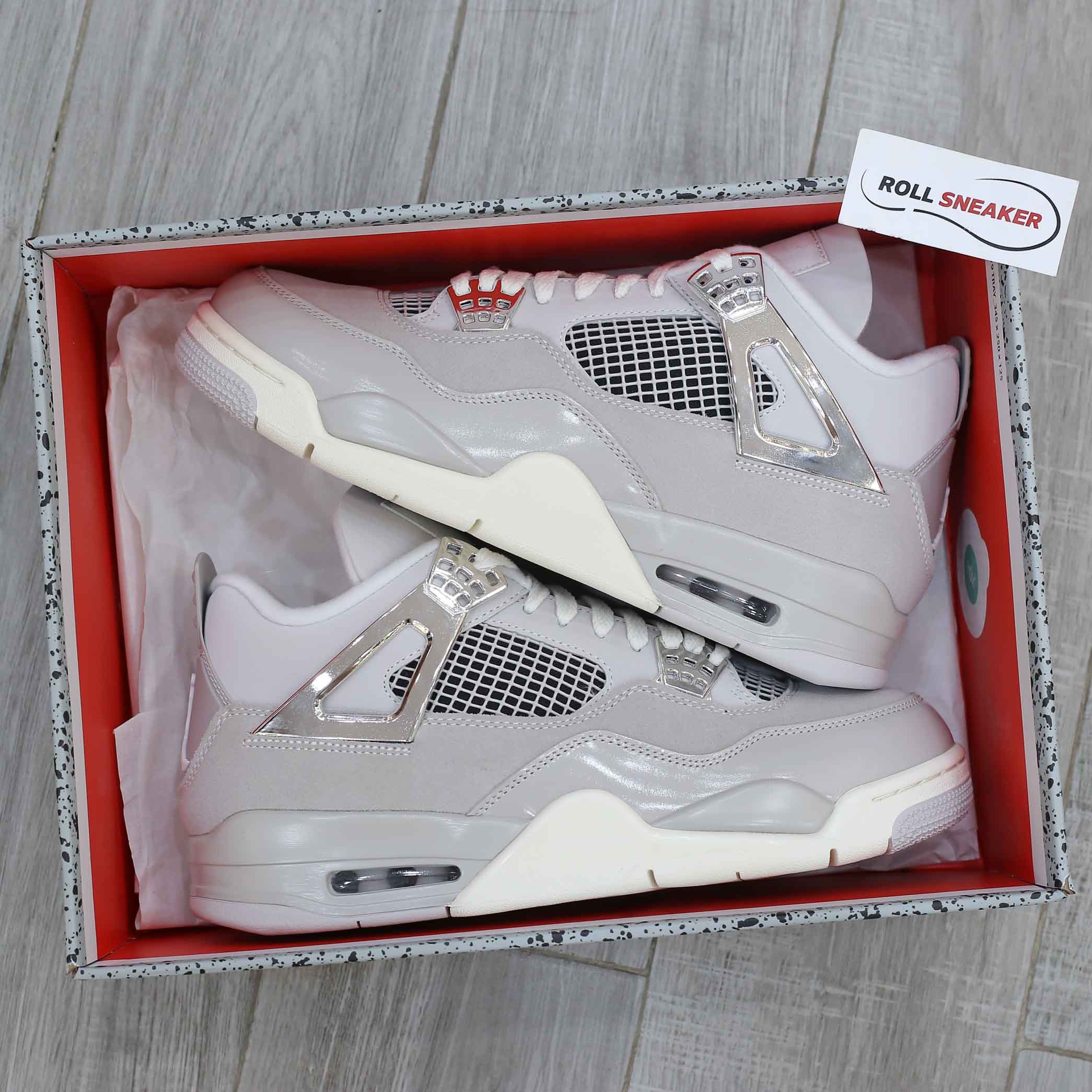 Nike Air Jordan 4 Retro Frozen Moments