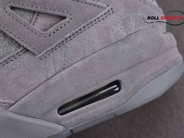 Nike Air Jordan 4 Retro Kaws