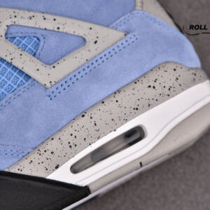 Nike Air Jordan 4 Retro“University Blue”