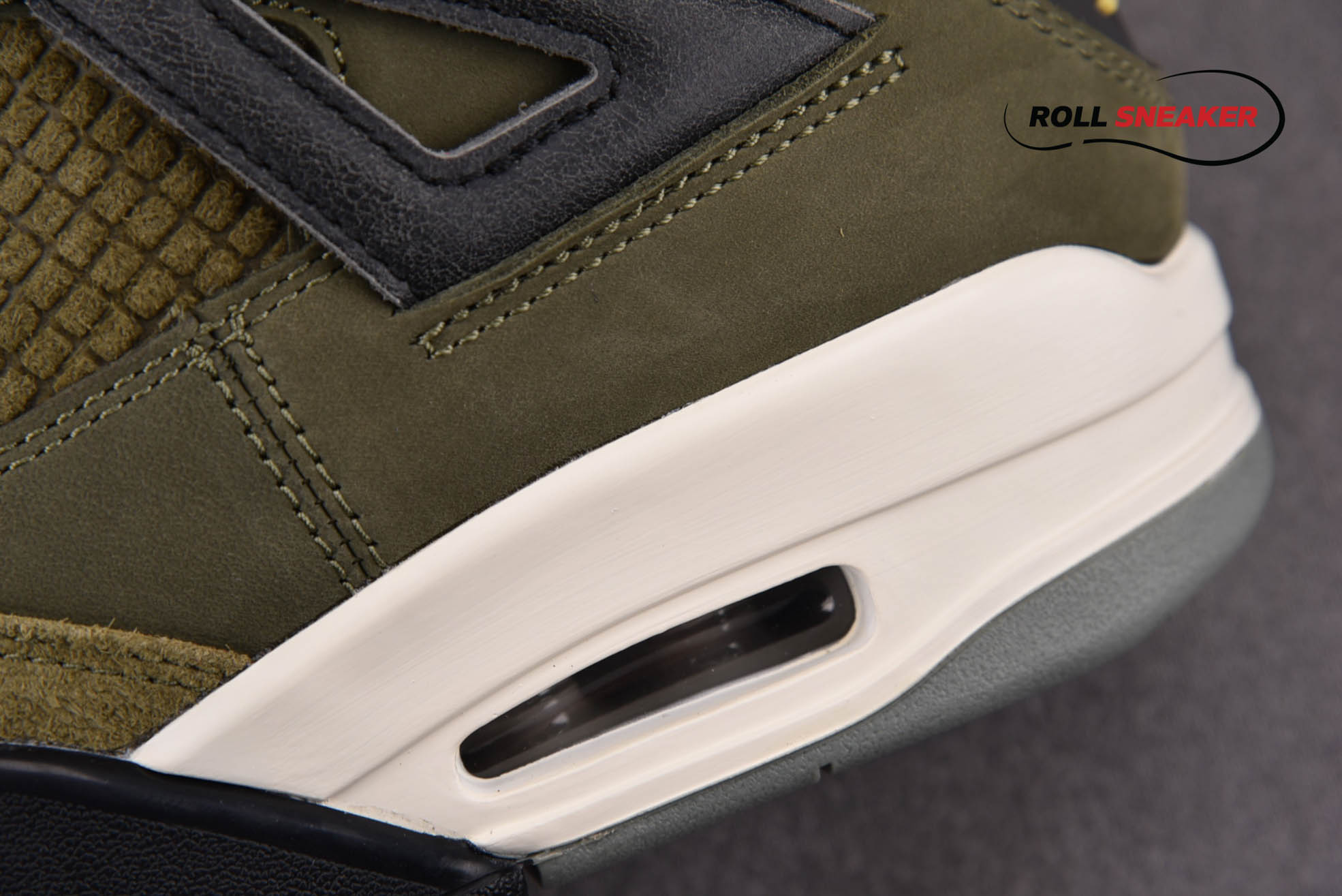 Nike Air Jordan 4“Olive Canvas”