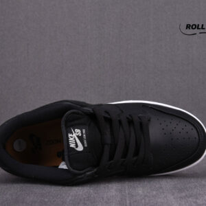 Nike Dunk Low ‘Black’