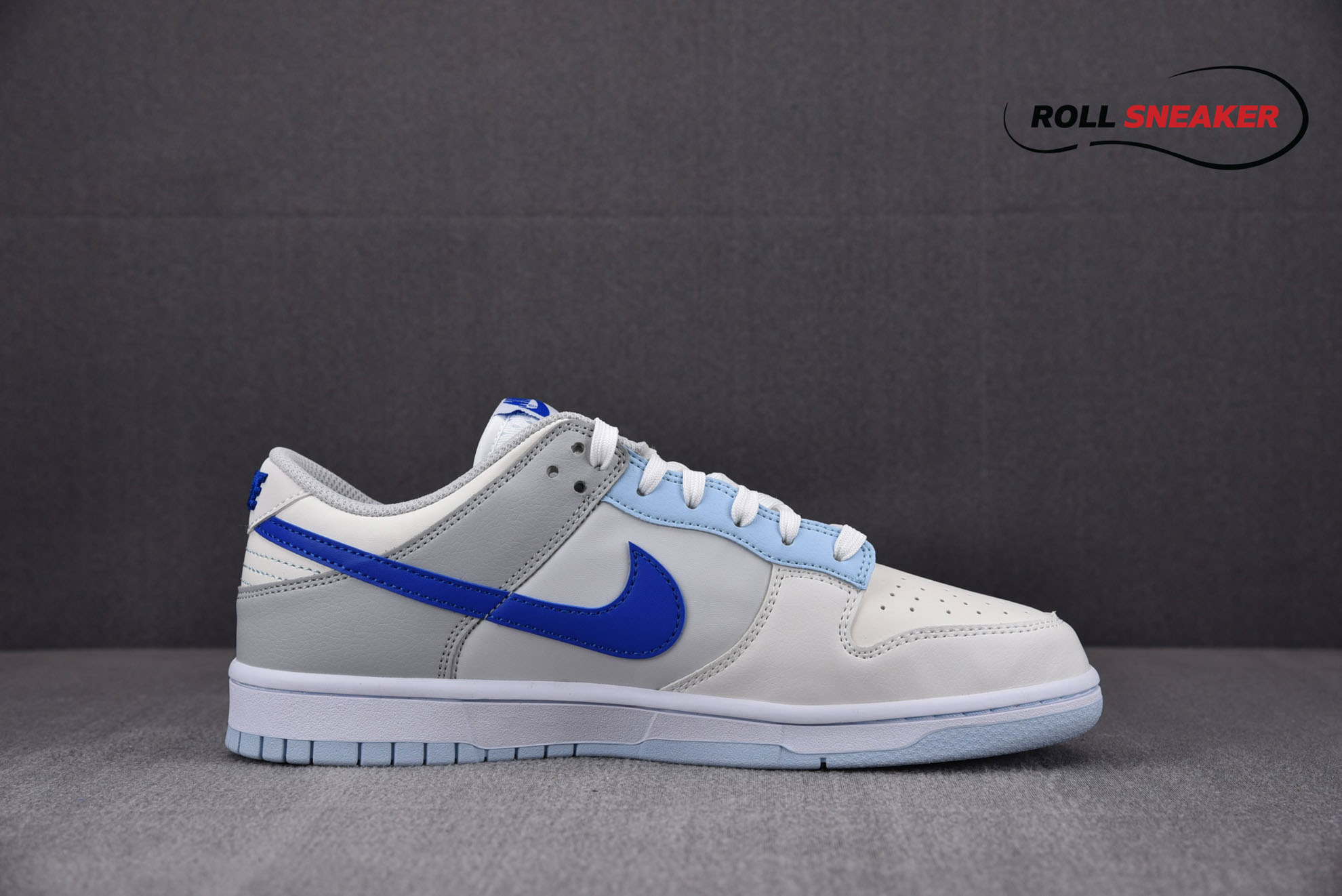 Nike Dunk Low 'Ivory Hyper Royal'