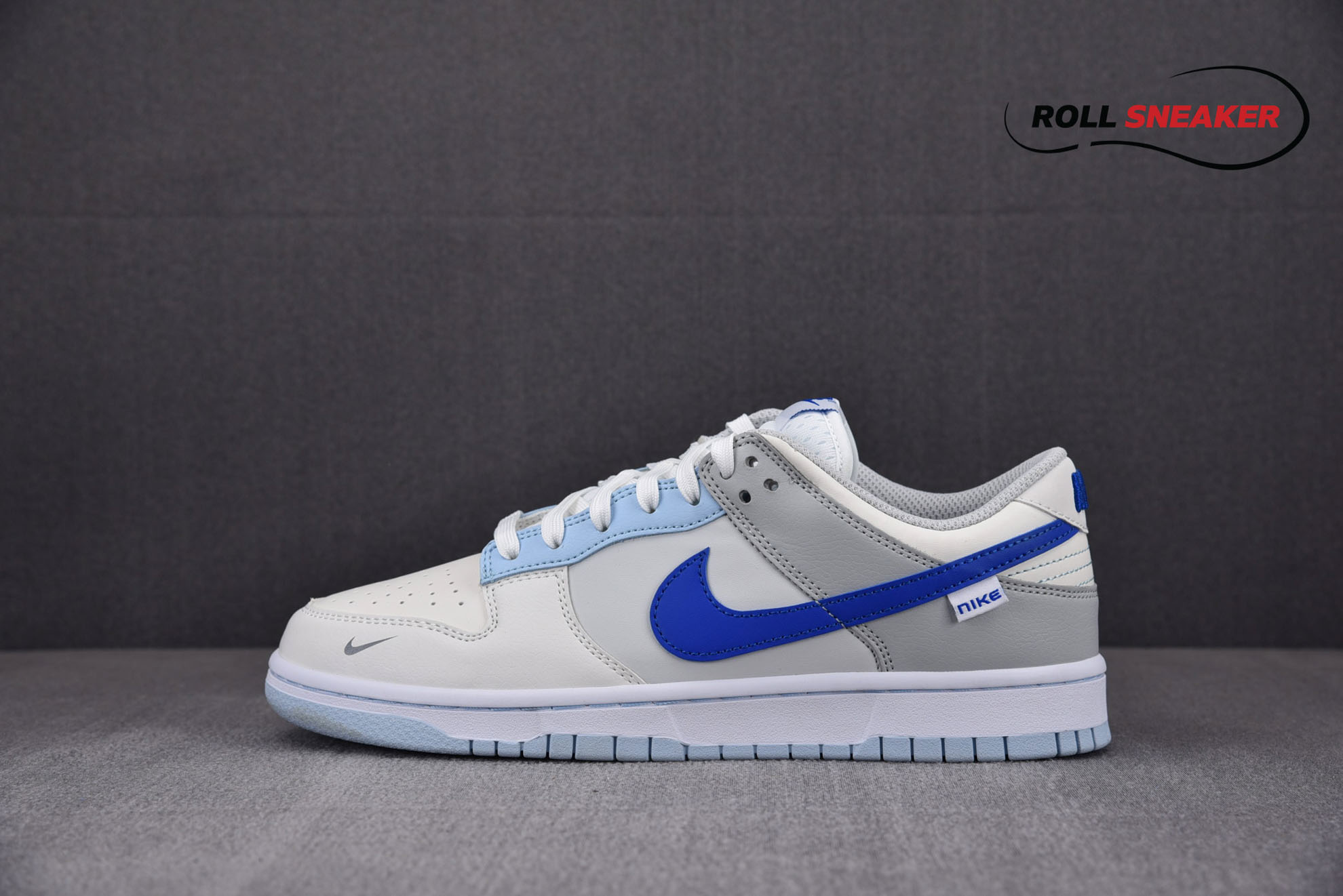 Nike Dunk Low 'Ivory Hyper Royal'