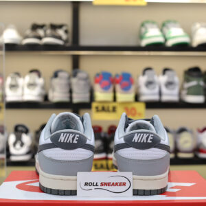 Nike Dunk Low ‘Light Smoke Grey’