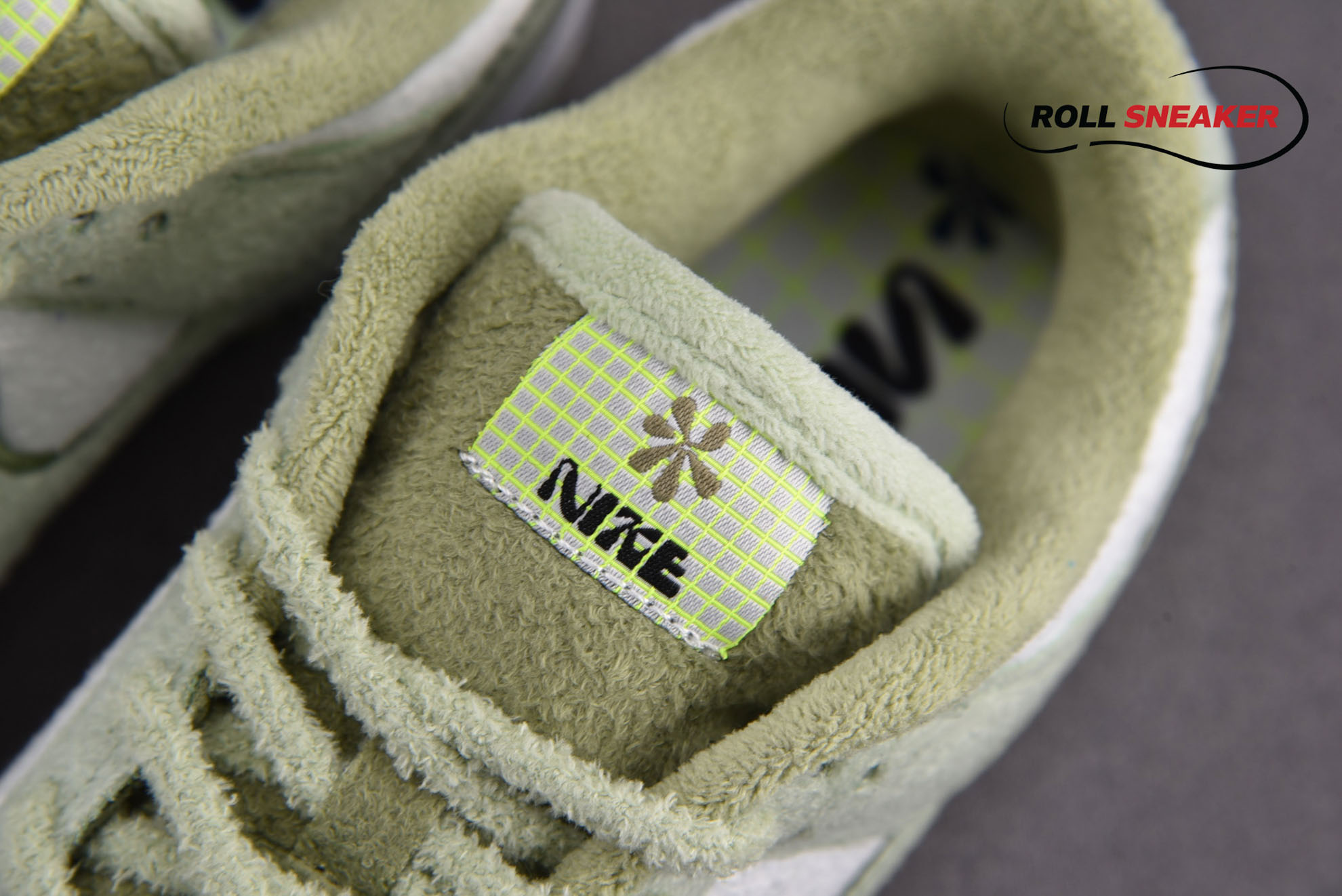 Nike Dunk Low SE Fleece Pack ‘Honeydew’
