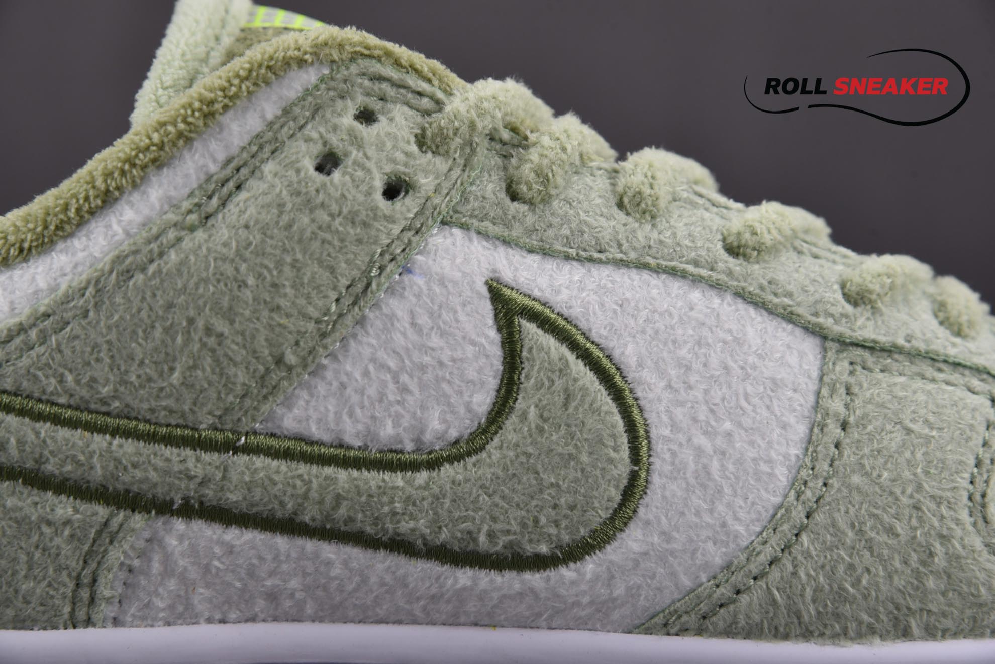 Nike Dunk Low SE Fleece Pack ‘Honeydew’
