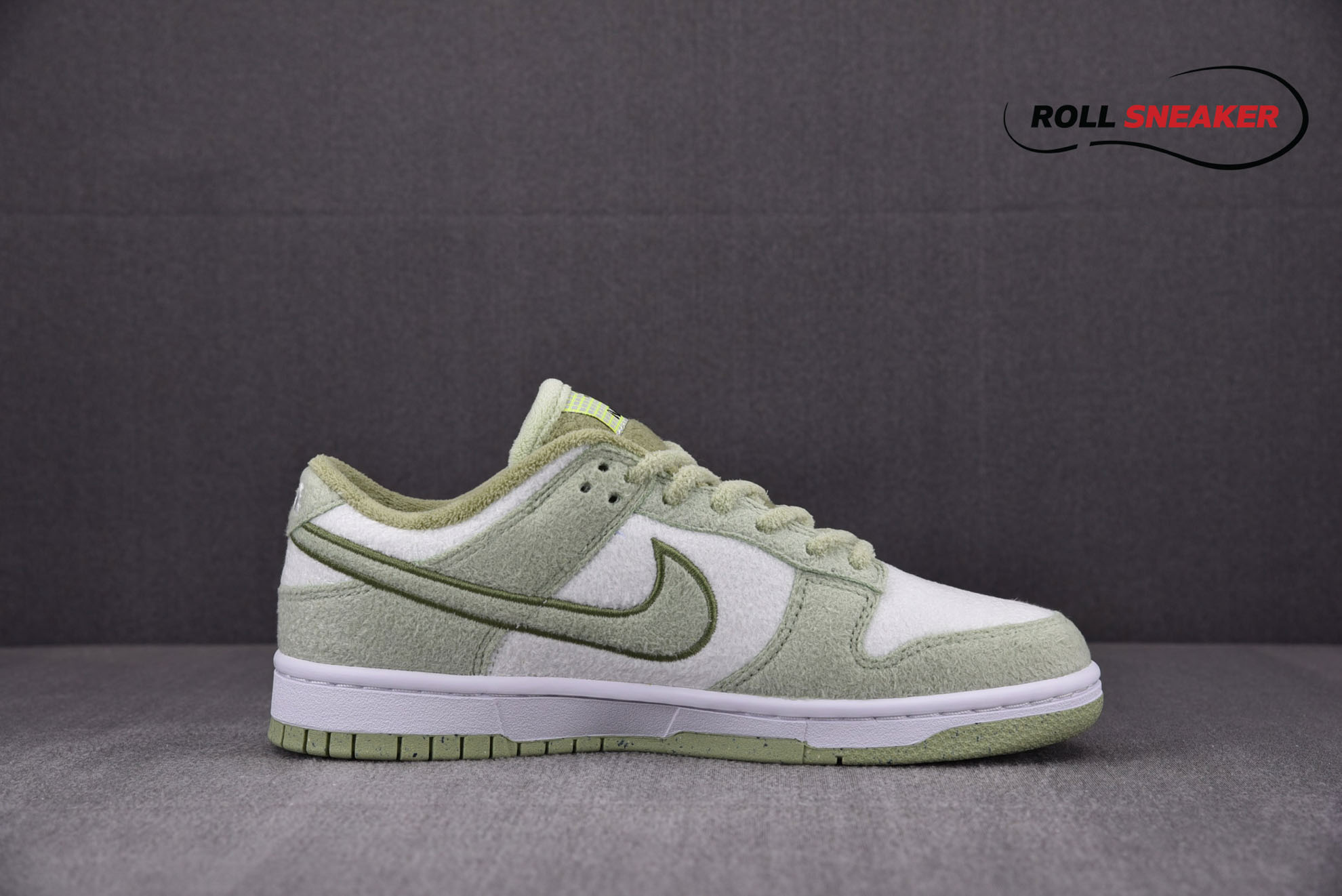 Nike Dunk Low SE Fleece Pack ‘Honeydew’
