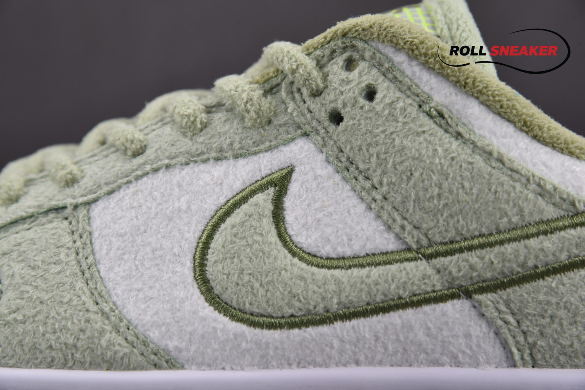 Nike Dunk Low SE Fleece Pack ‘Honeydew’
