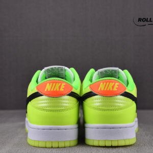 Nike Dunk Low SE ‘Splash Volt’