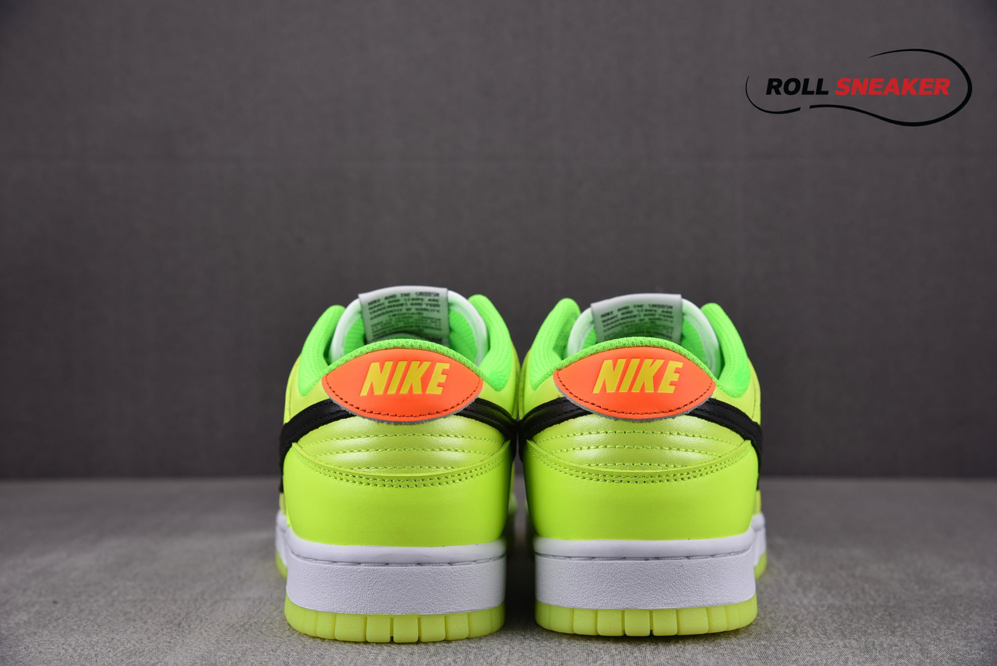 Nike Dunk Low SE ‘Splash Volt’