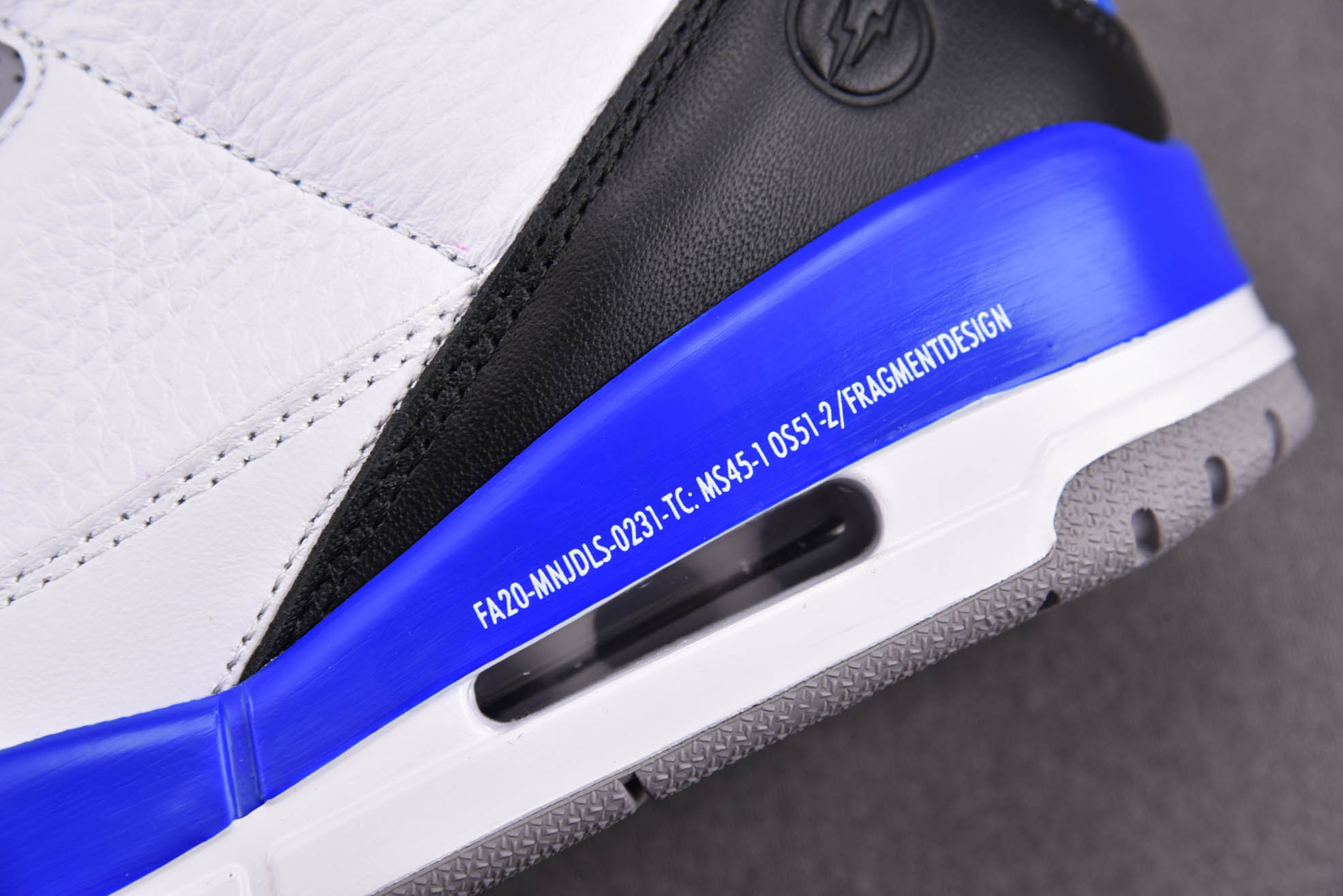 Nike Fragment Design x Air Jordan 3 Retro SP