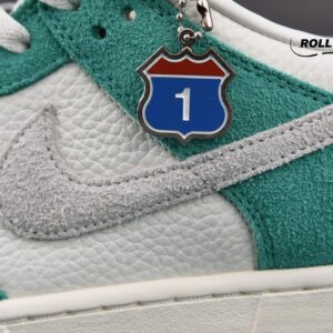 Nike Kasina x Dunk Low ‘Road Sign’