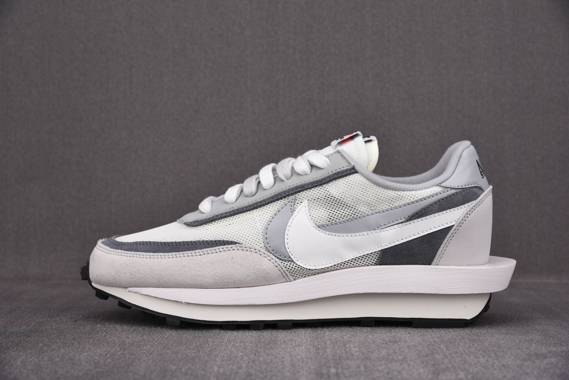 Nike Sacai x LDWaffle ‘Summit White’