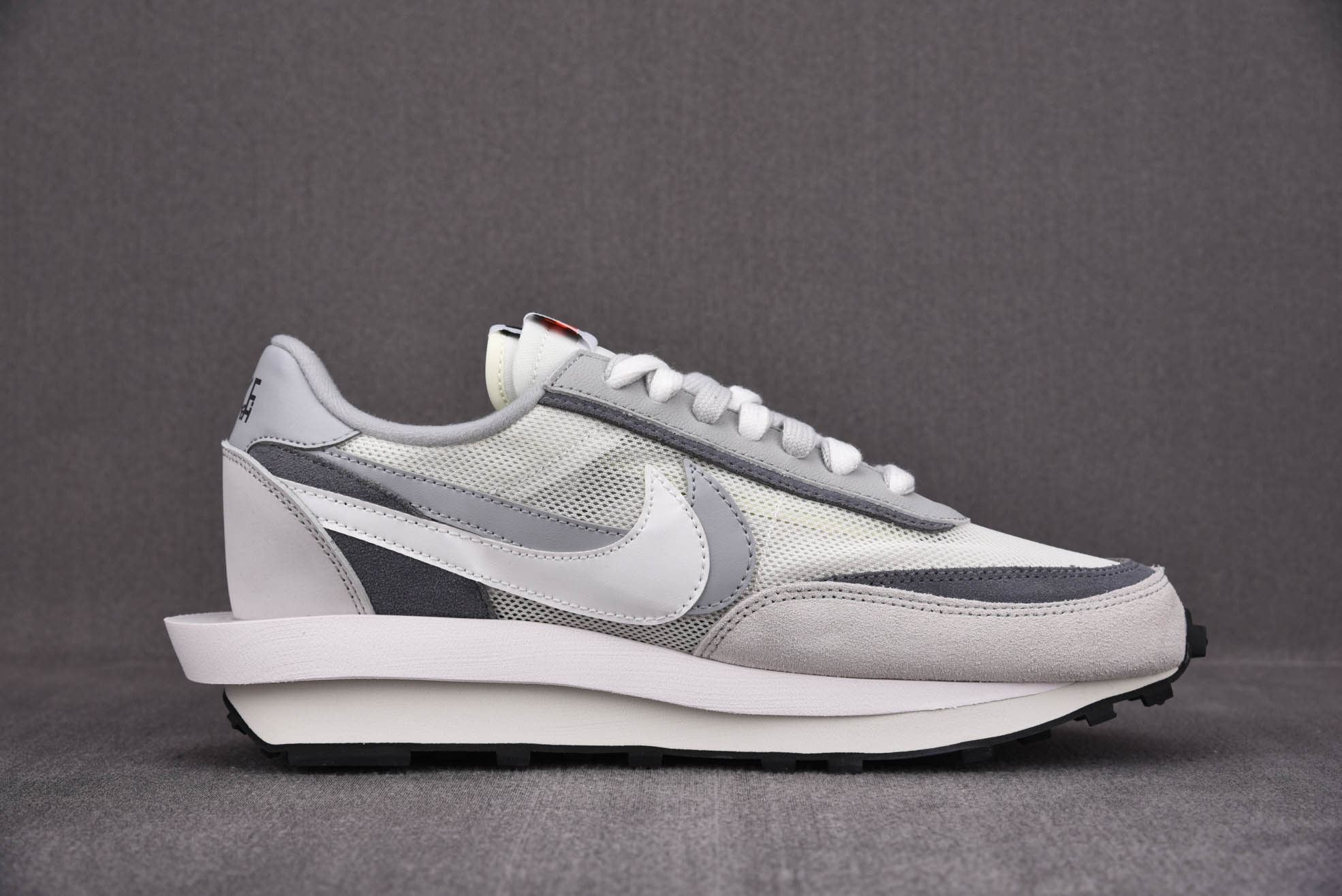 Nike Sacai x LDWaffle ‘Summit White’