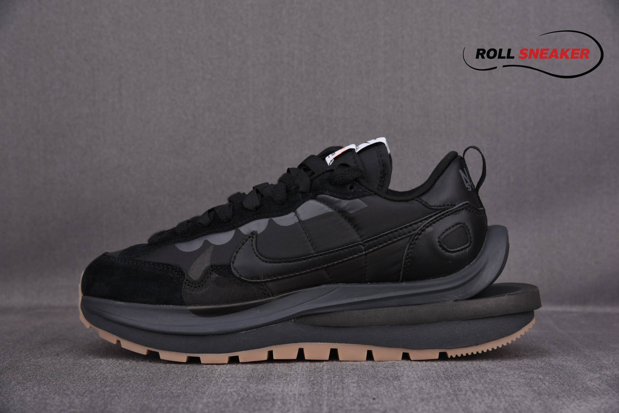 Nike Sacai x VaporWaffle ‘Black Gum’