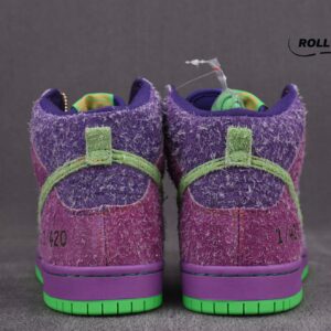 Nike SB Dunk Highs "Purple Kush"