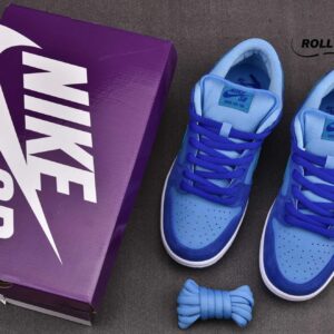 Nike SB Dunk Low Pro ‘Blue Raspberry’