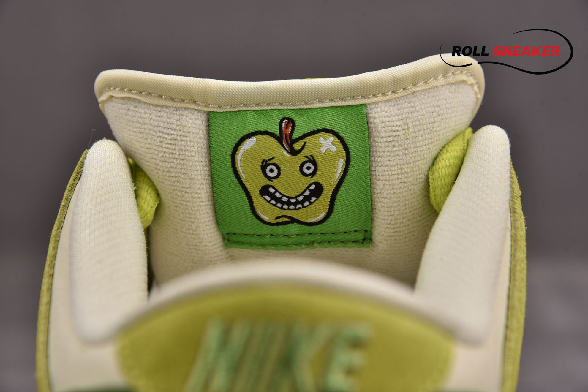 Nike SB Dunk Low Pro ‘Sour Apple’
