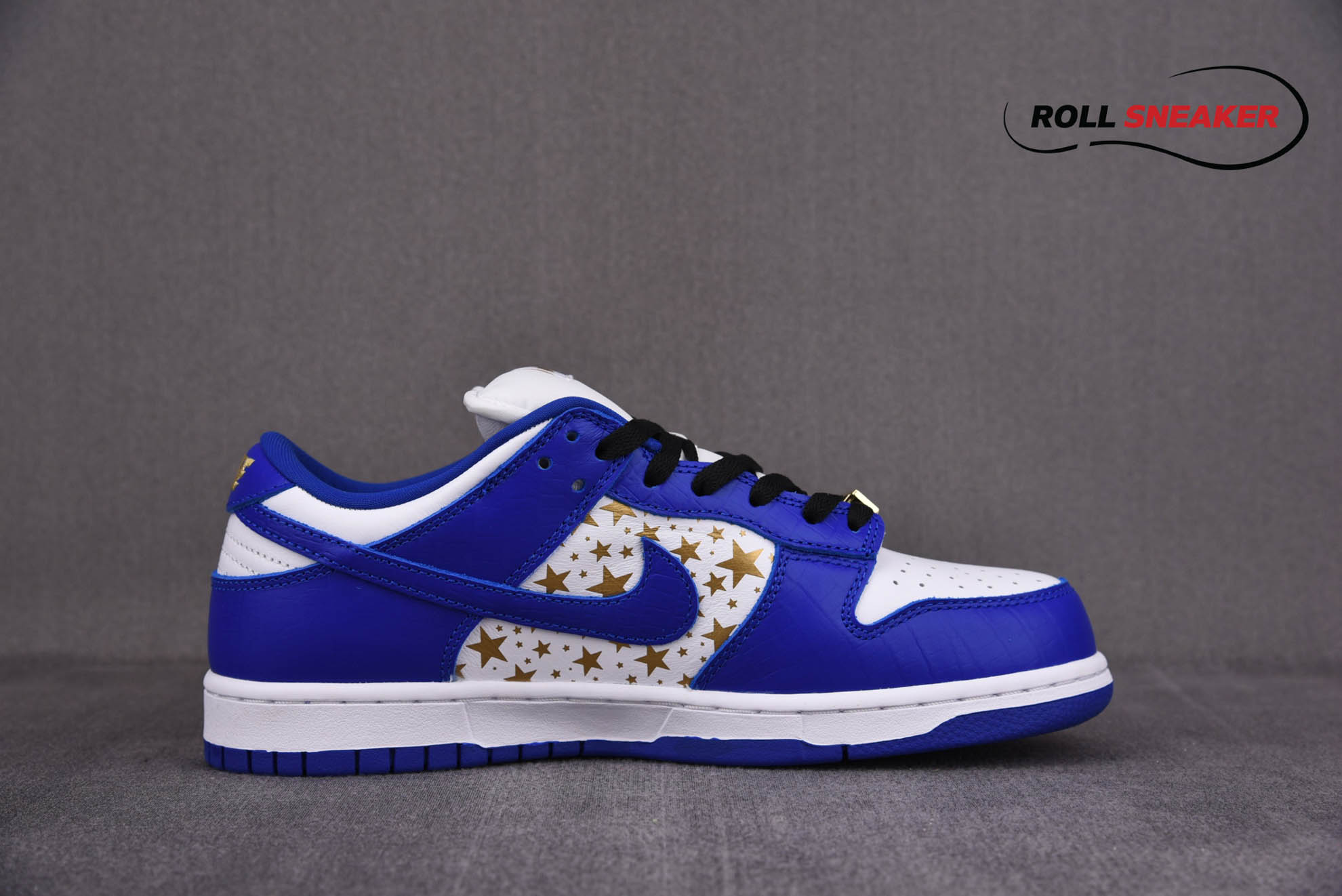 Nike SB Dunk Low Supreme Stars Hyper Royal (2021)