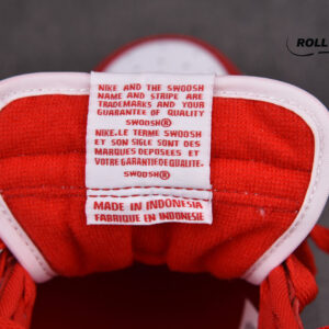 Nike SB Dunk Low University Red