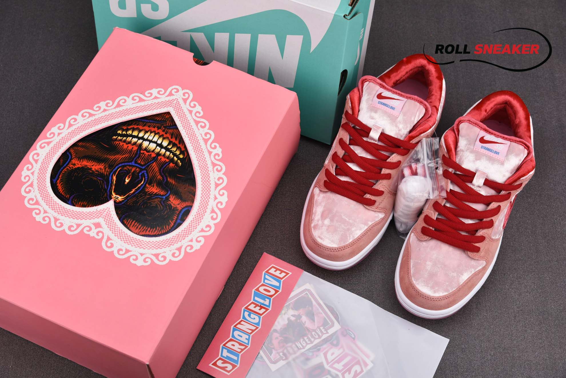 Nike StrangeLove x Dunk Low SB ‘Valentine’s Day’
