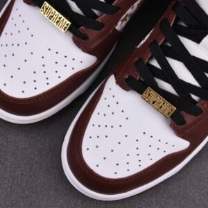 Nike Supreme x Dunk Low OG SB QS ‘Barkroot Brown’