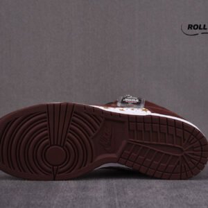 Nike Supreme x Dunk Low OG SB QS ‘Barkroot Brown’