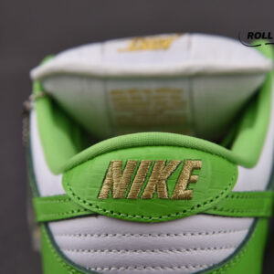 Nike Supreme x Dunk Low OG SB QS ‘Mean Green’