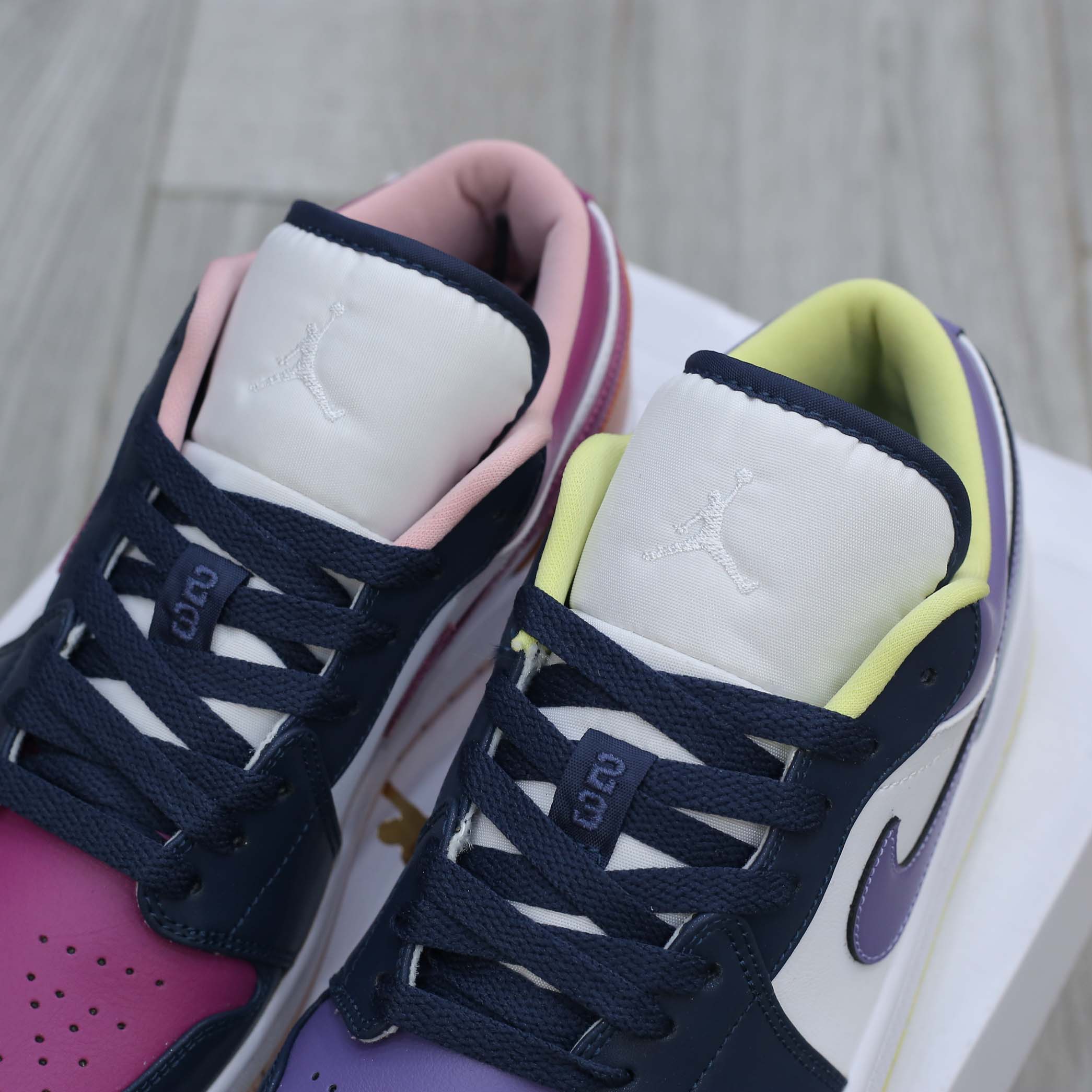 Nike Wmns Air Jordan 1 Low SE ‘Mismatched – Purple Magenta’