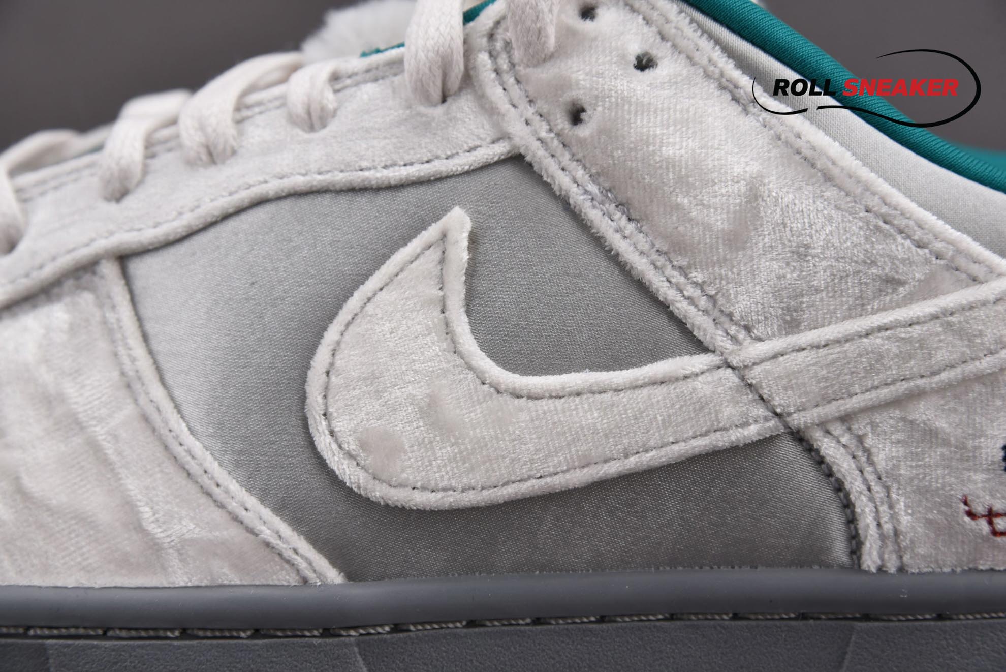 Nike Wmns Dunk Low ‘Ice’