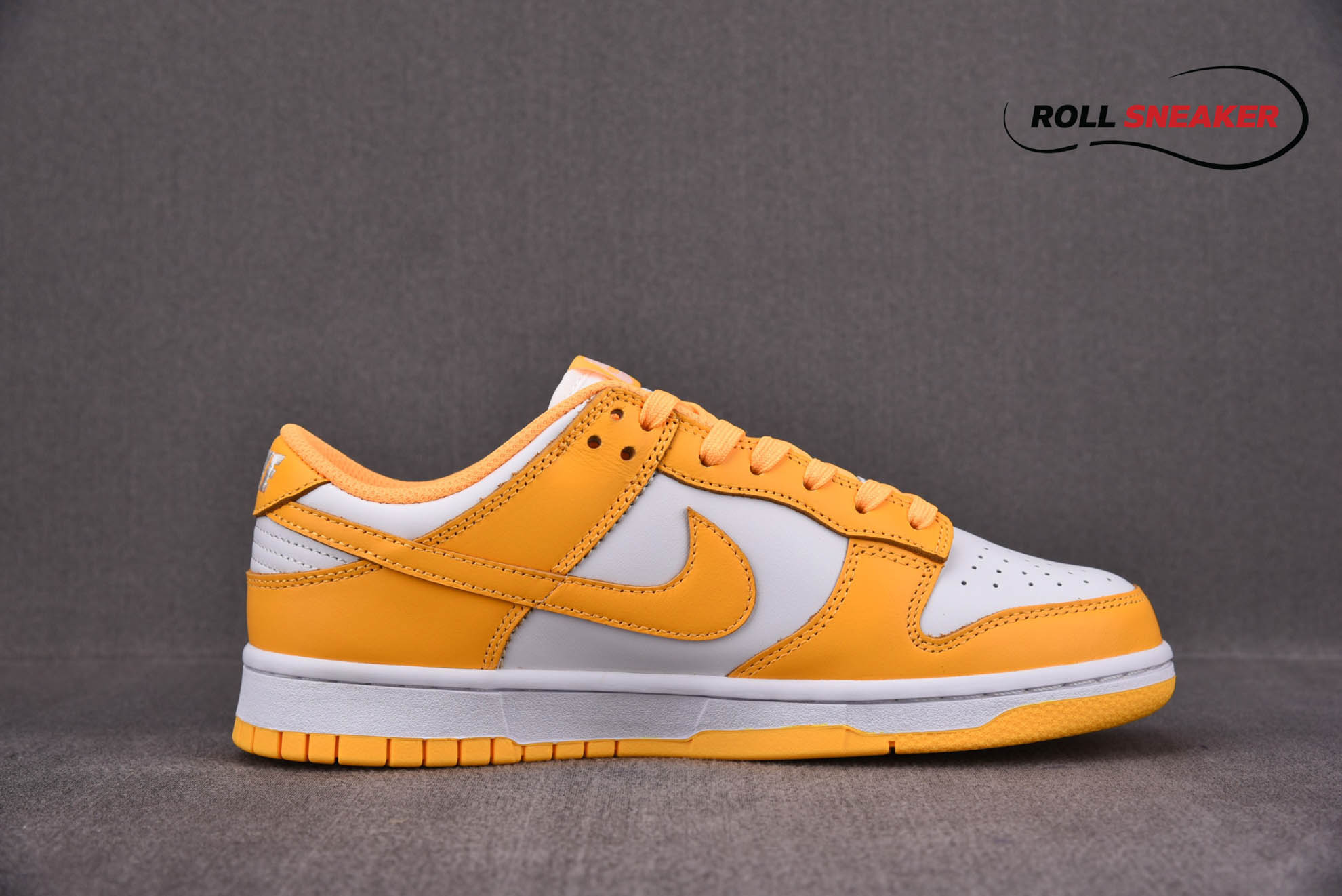 Nike Wmns Dunk Low ‘Laser Orange’